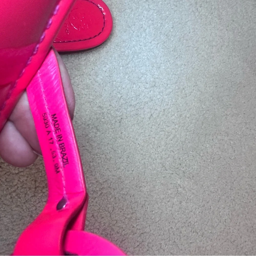 ⭐️Tory Burch Miller Neon Flourescent Pink Fuschia Sandals size 9 ⭐️